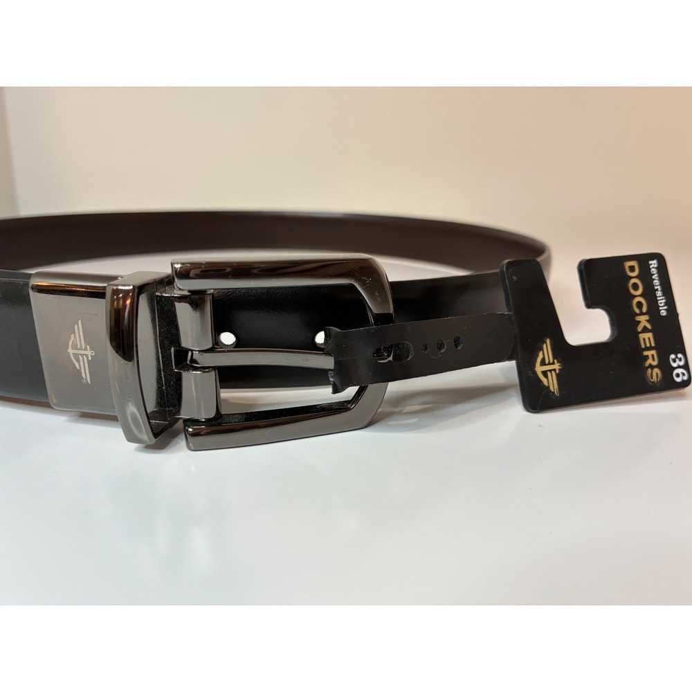 NWT Dockers Mens Reversible Leather Belt Black Brown Gunmetal Buckle 36 11DK01KZ